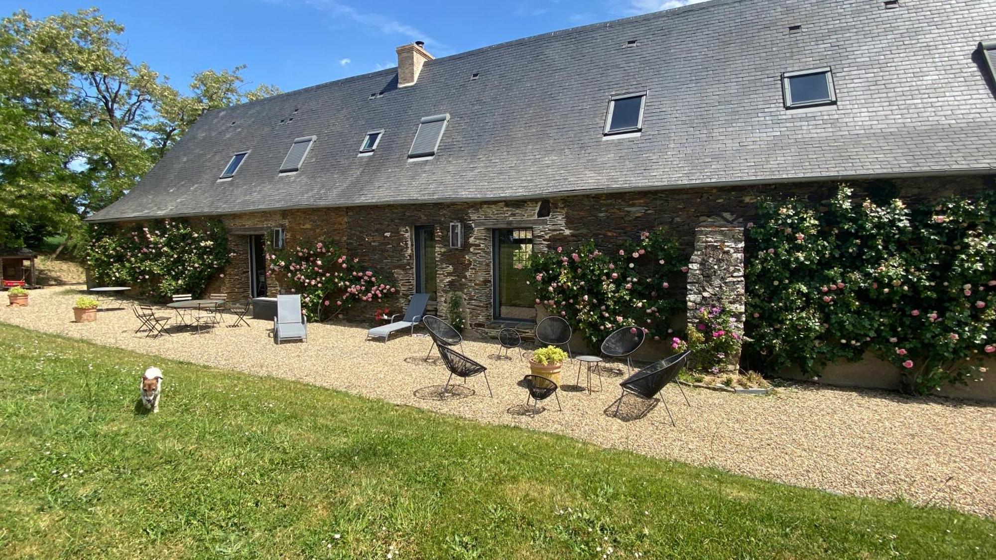 La Mouliniere, Jolie Longere Du Xviie Bed & Breakfast La Jaille-Yvon Luaran gambar